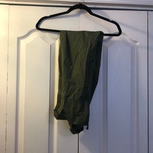 olive green capri pants